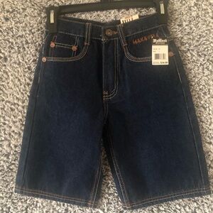 Beautiful Boys Jeans Short With embroidery New With Tag Size 7